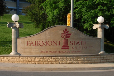 Fairmont State University, entrance