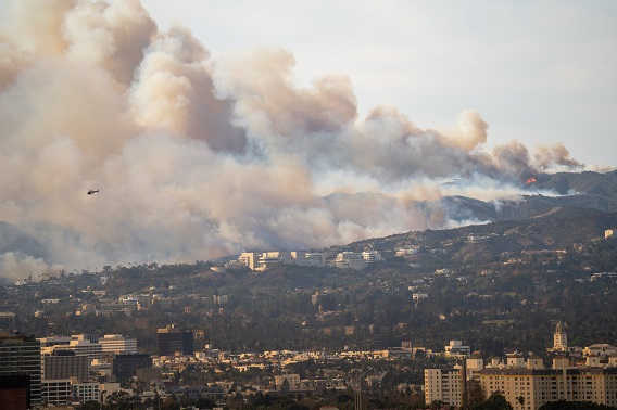 Wildfire in Pacific Palisades, Los Angeles, January 8, 2025, images from Koreatown towards Getty Center and Brentwood.